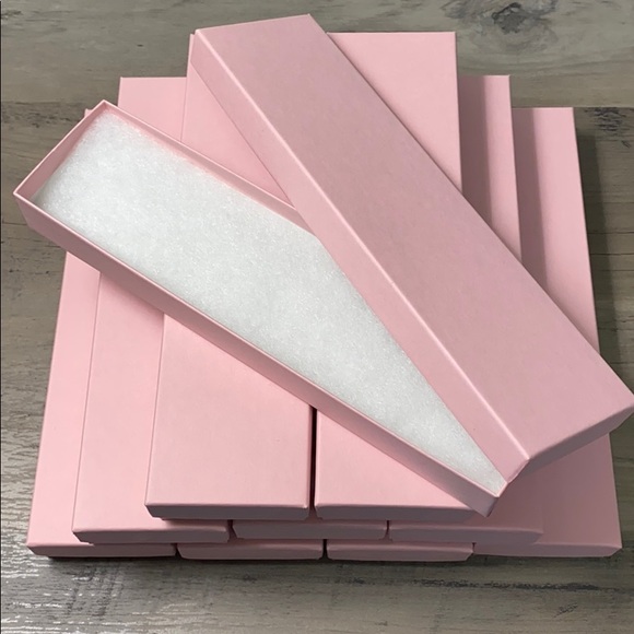 10 Pink Necklace - Watch Jewelry Boxes CLEARANCE - Picture 5 of 7